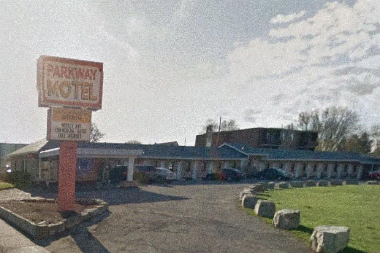 Parkway Motel London Exterior photo